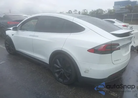 2018 Tesla Model X 100D/75D/P100D z USA, uszkodzony, nr VIN 5YJXCBE22JF140470